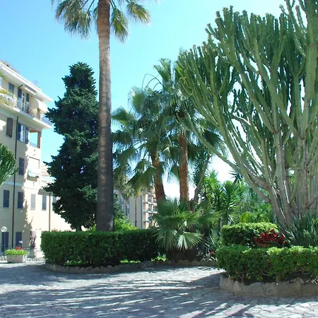 Apartment Giardino Del Mare *